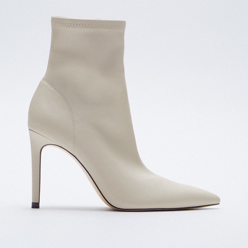 Zara beige elastic booties